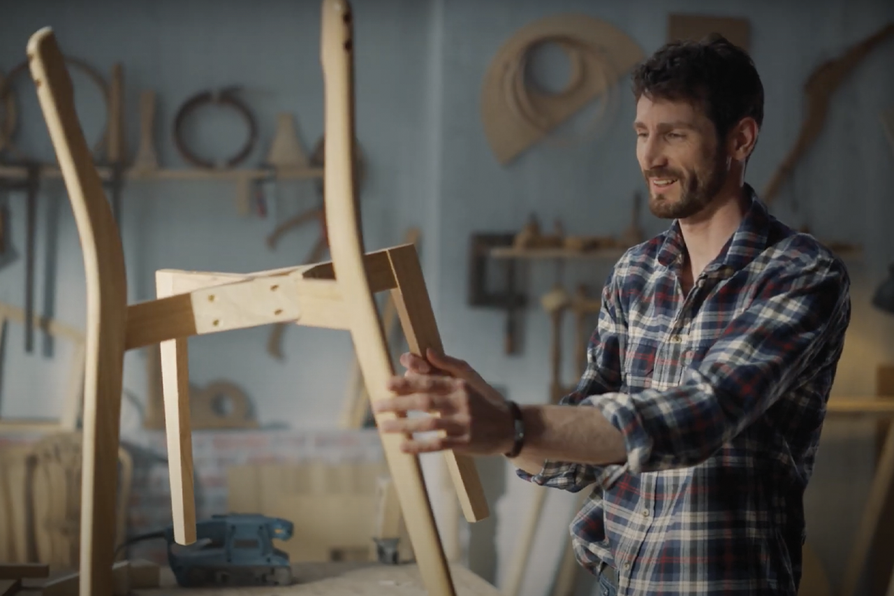 Sustainable wood-furniture: new videos explain the importance of choosing FSC-certified raw material